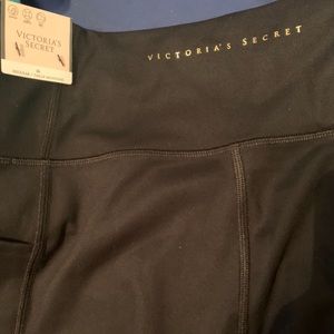 Brand new Victoria’s Secret leggings